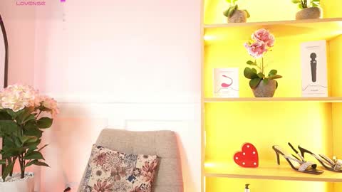 milacrave online show from 02-23-26, 11:40