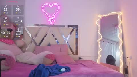milah_tay online show from 07-24-26, 11:30