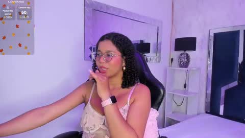 Milenna online show from 09-18-25, 04:14