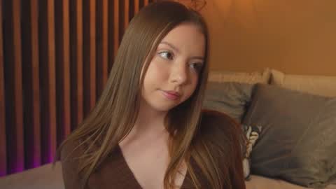 Mila online show from 03-28-26, 03:11