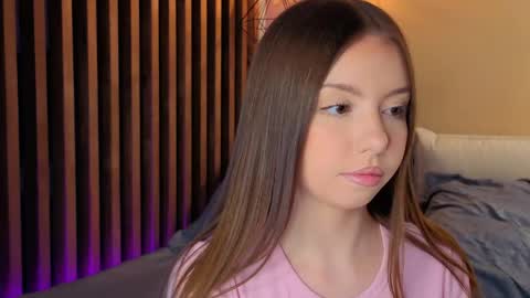 Mila online show from 04-21-26, 03:07