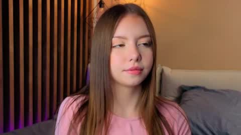 Snapshot of milaice chatting on 04-23-26, 03:14 Mila online show from 04-23-26, 03:14