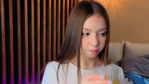 Snapshot of milaice chatting on 04-24-26, 03:14 Mila online show from 04-24-26, 03:14