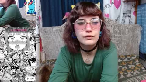 Snapshot of milalunala chatting on 09-28-25, 07:08 Mila-Lunala online show from 09-28-25, 07:08
