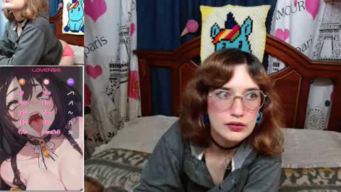 Mila-Lunala online show from 11-07-25, 01:16