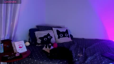 Milane online show from 03-31-26, 06:36