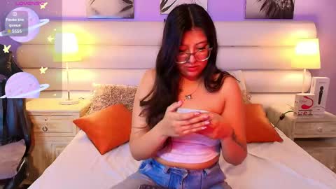 Snapshot of milan_sweetie chatting on 05-28-26, 09:34 milan_sweetie online show from 05-28-26, 09:34