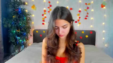 Milana online show from 11-15-25, 08:22