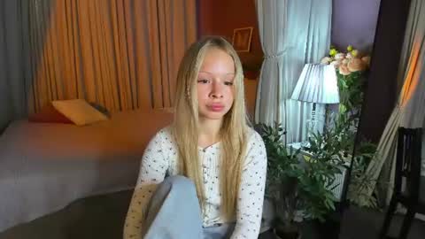Milana online show from 07-21-26, 09:11