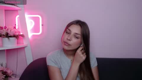 milanaangelas online show from 06-27-26, 04:50
