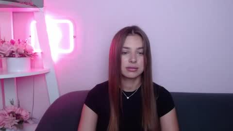 milanaangelas online show from 07-26-26, 04:42