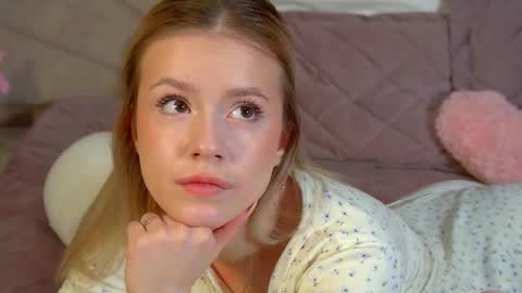 MilanaBalmain online show from 03-10-26, 04:50