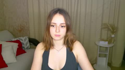 Snapshot of milanabells chatting on 05-31-26, 06:09 MilanaBells online show from 05-31-26, 06:09