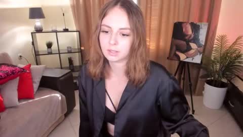 Snapshot of milanabells chatting on 06-26-26, 03:05 MilanaBells online show from 06-26-26, 03:05