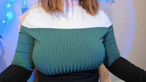 Snapshot of milanabrittt chatting on 12-28-24, 11:59 Milana online show from 12-28-24, 11:59
