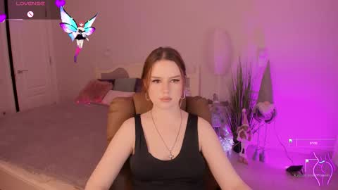 milanamoons online show from 12-05-25, 10:02