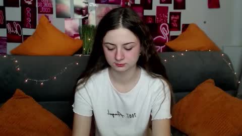 milanaroz online show from 11-01-25, 05:53