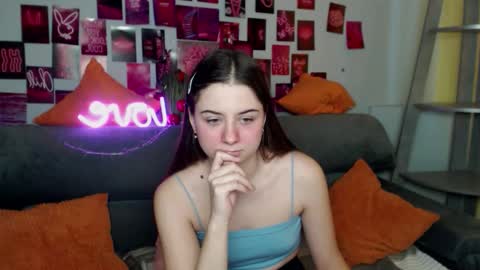 milanaroz online show from 11-07-25, 06:13