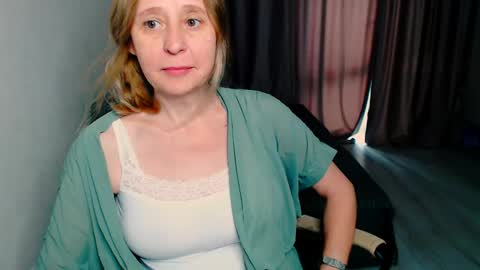 Milena online show from 05-21-26, 05:14