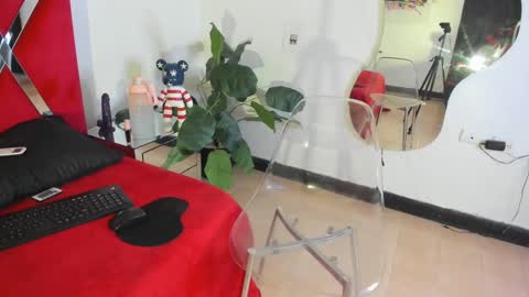 milanx2 online show from 09-23-25, 09:18