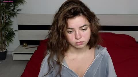 Mila online show from 12-06-24, 08:15