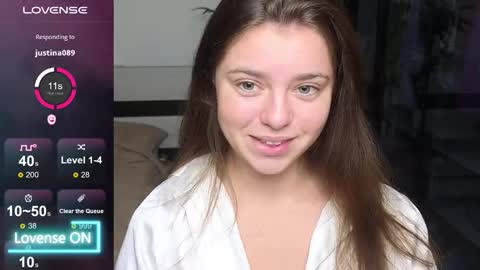 Mila online show from 09-22-25, 09:39