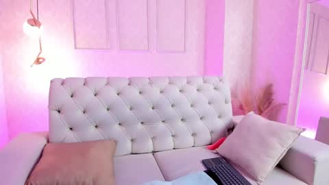 Sexy Mila  online show from 03-10-25, 12:04