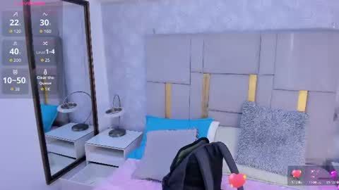 Snapshot of milasaenz1 chatting on 06-24-26, 01:10 Cami online show from 06-24-26, 01:10
