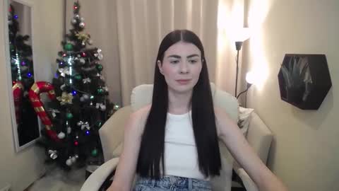 milasecretsss online show from 12-18-25, 01:06