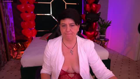 Snapshot of milaskyy chatting on 02-16-25, 05:26 milaskyy online show from 02-16-25, 05:26