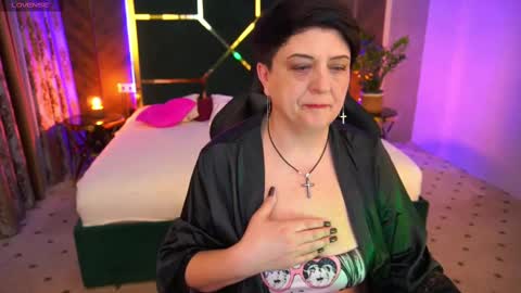 Snapshot of milaskyy chatting on 03-09-25, 03:38 milaskyy online show from 03-09-25, 03:38