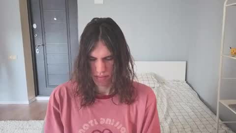 Snapshot of milaslovv chatting on 05-12-26, 11:18 Mila online show from 05-12-26, 11:18
