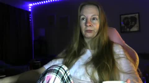 Mila online show from 03-29-26, 11:21