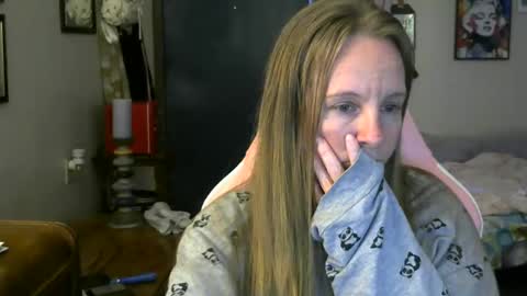 Mila online show from 05-05-26, 12:07