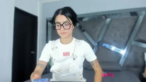 Snapshot of milawink chatting on 05-31-26, 07:15 Milawink online show from 05-31-26, 07:15