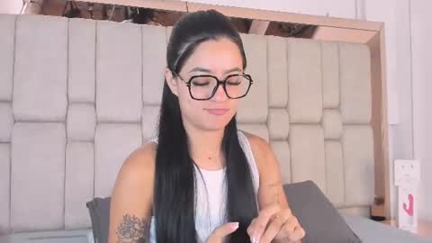 Snapshot of milawink chatting on 07-03-26, 12:11 Milawink online show from 07-03-26, 12:11