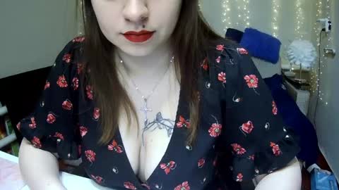 Milaxcute online show from 05-17-26, 08:23