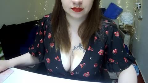 Milaxcute online show from 05-26-26, 07:37