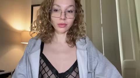 Mila online show from 01-06-26, 10:08