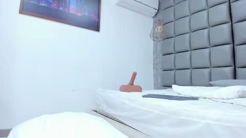 Milena  online show from 02-05-25, 06:46