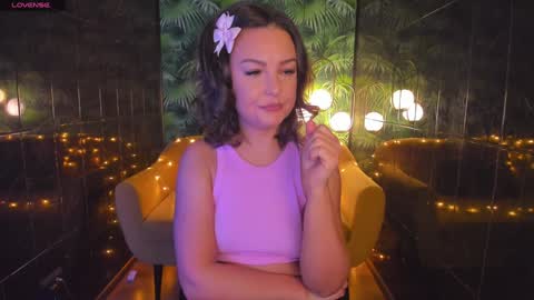 Milena online show from 12-27-24, 08:50