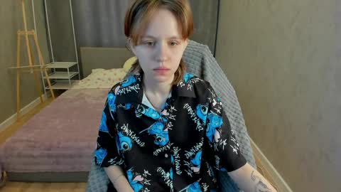 Milena online show from 04-12-26, 12:59