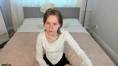 Milena online show from 05-02-26, 01:10