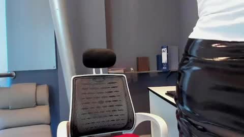 Milena online show from 05-22-26, 11:38