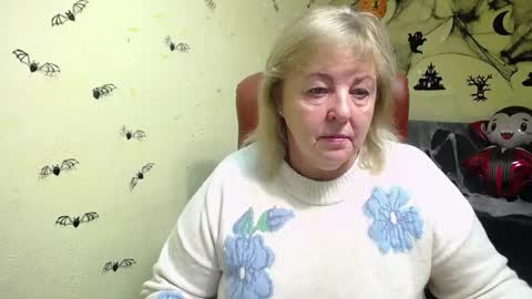 Milena online show from 10-30-25, 06:48