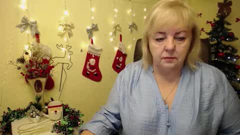 Milena online show from 12-18-25, 06:19