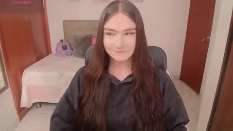 Miley online show from 02-10-26, 03:16