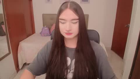 Miley online show from 03-10-26, 03:28