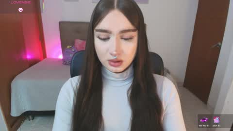 Miley online show from 04-14-26, 01:06