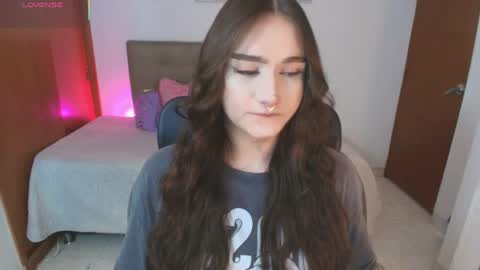 Miley online show from 04-21-26, 12:44